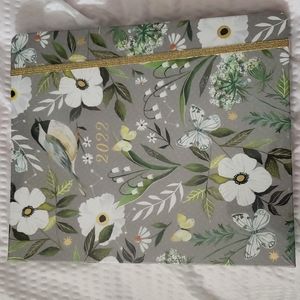 New 2022 12-Month Planner
